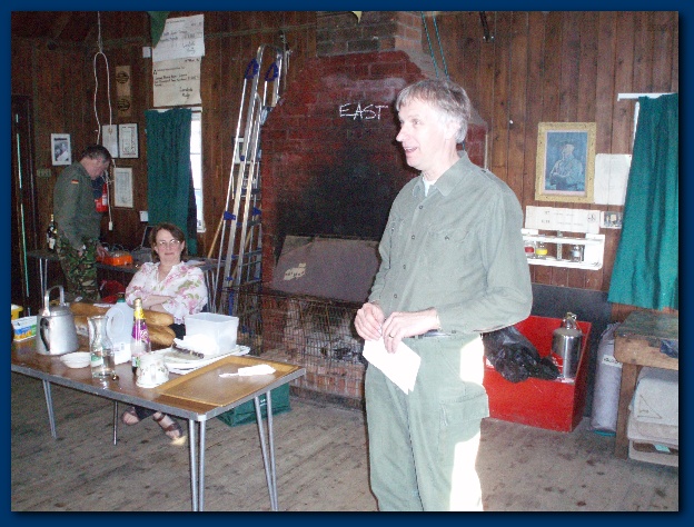 600x449 pixels (153K)